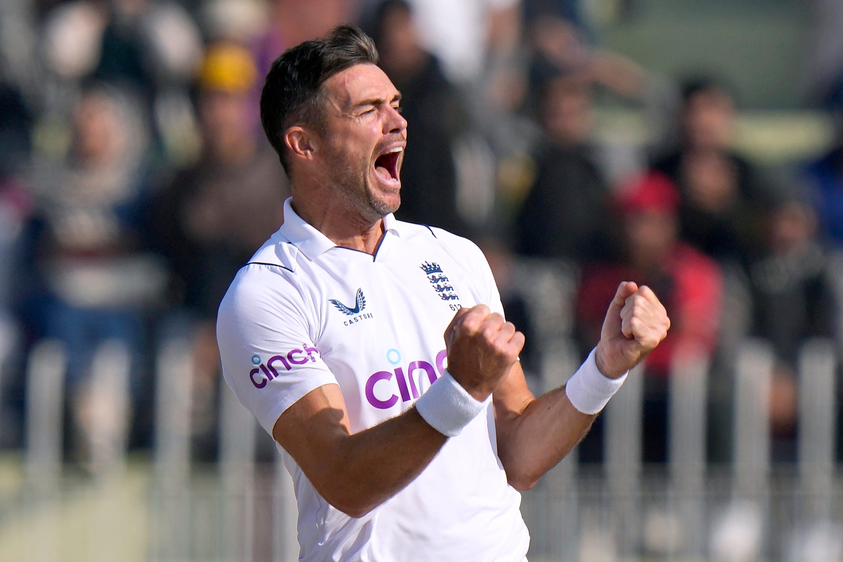 County Championship round-up: James Anderson takes five on opening day |  London Evening Standard | Evening Standard